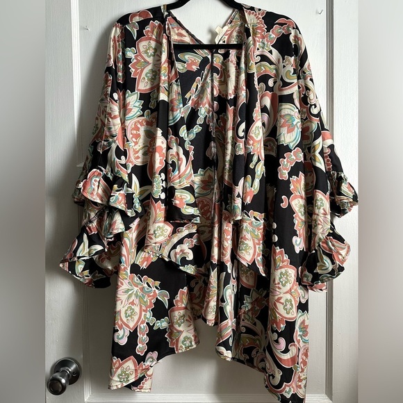 entro Other - Entro Paisley Floral Kimono One Size